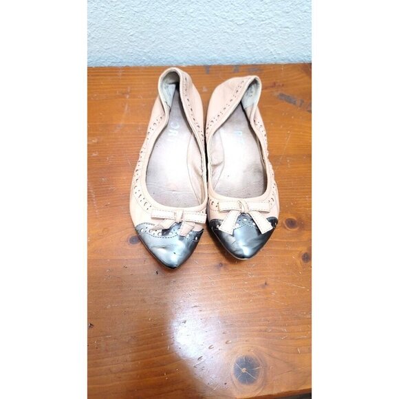 Report Ballet Flats With Bow & Silver Toe Cap Womens Size 8.5 - Picture 1 of 9